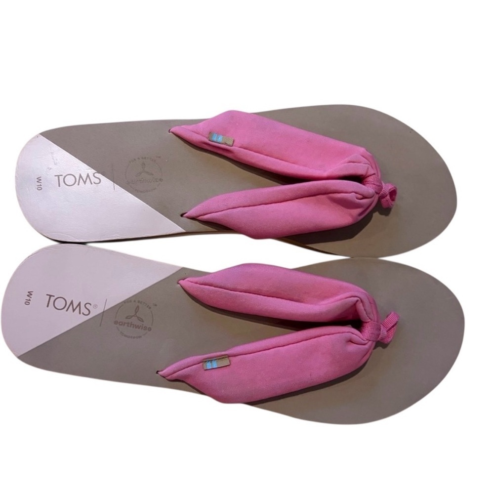 2/$40 TOMS Women's Earthwise Pink Sandals with Fabric Y-Strap NWOT Size 10
